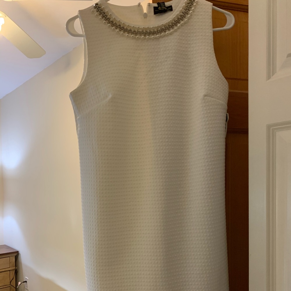 Adrienne vittanini white embellished dress